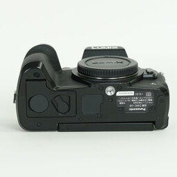 Panasonic LUMIX DMC-G8