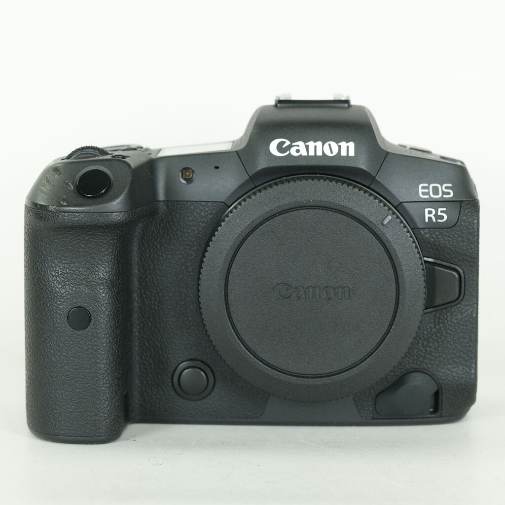 Canon EOS R5