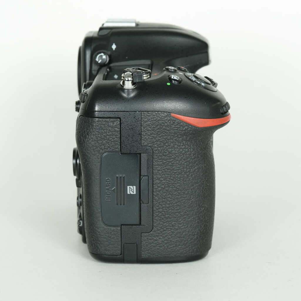 Nikon D500