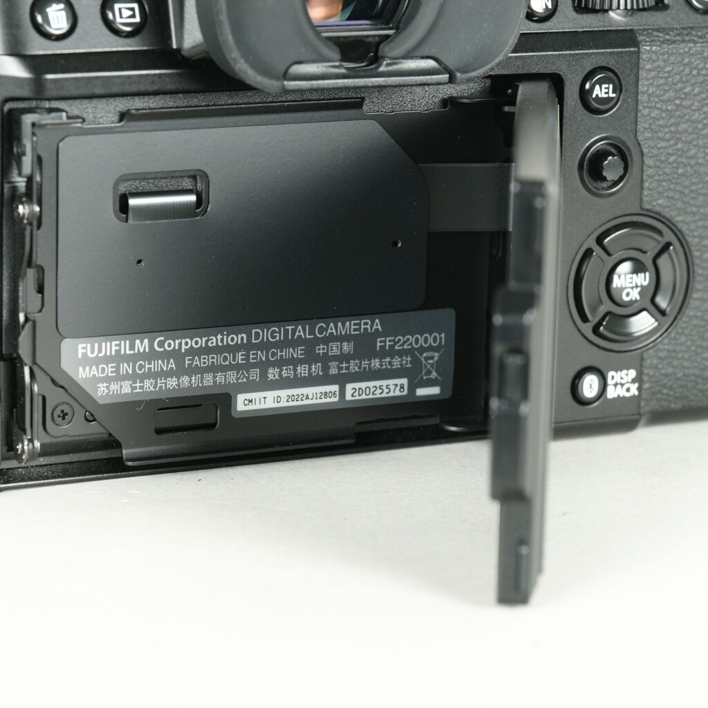 FUJIFILM X-T5の出品 | ONE SCENE（ワンシーン）