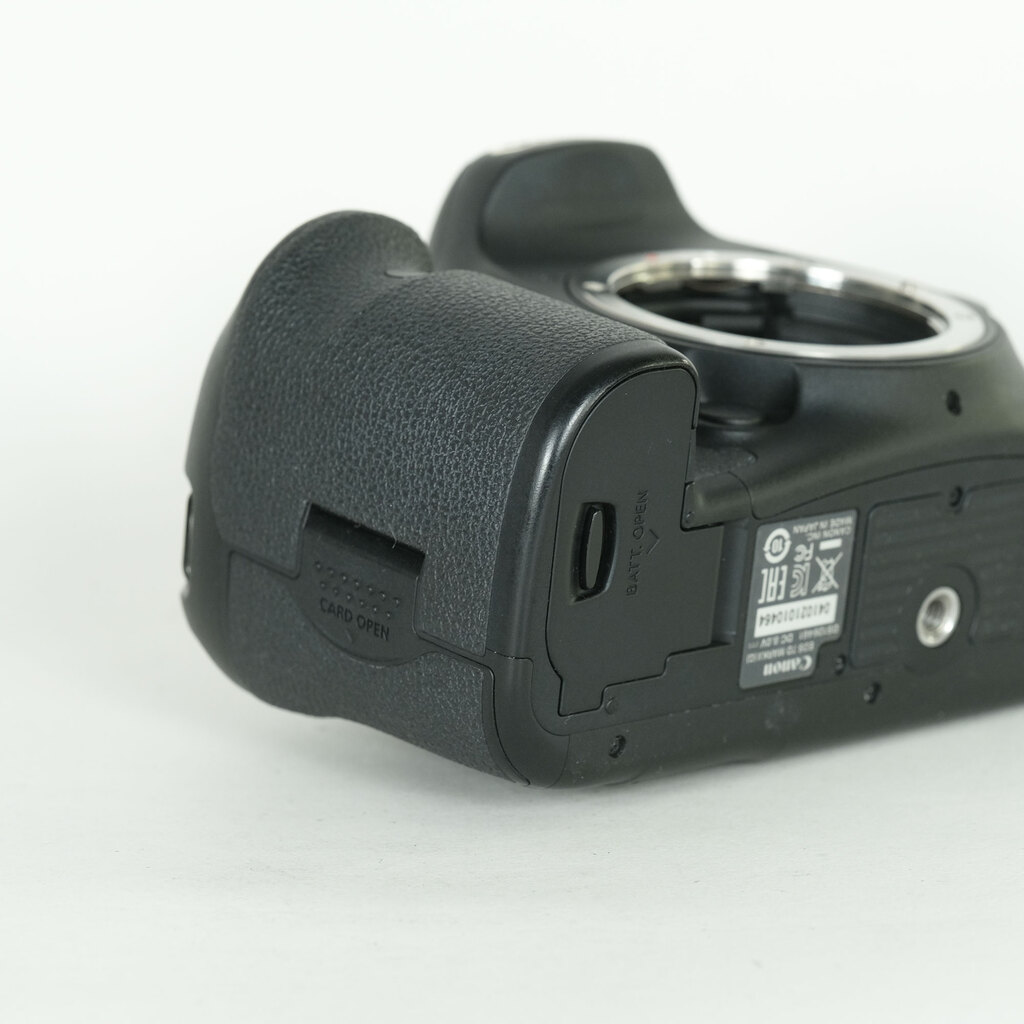 Canon EOS 7D Mark II Canon EOS 7D Mark II