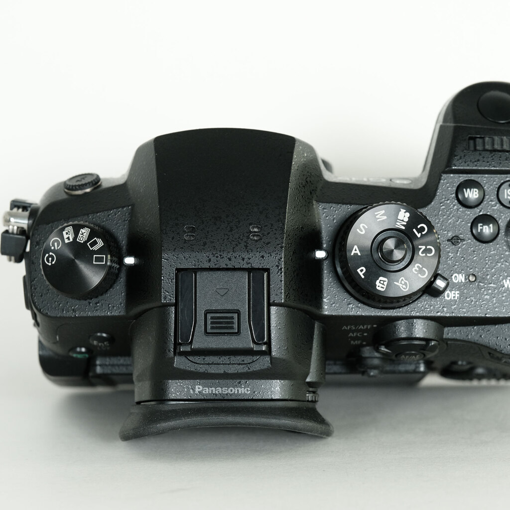 Panasonic LUMIX DC-GH5