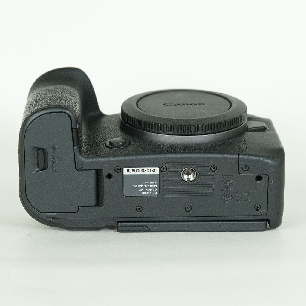 Canon EOS R6 Mark II Canon EOS R6 Mark II