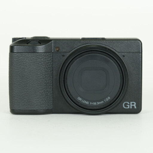 RICOH GR III