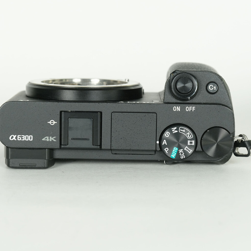 SONY α6300(ILCE-6300) SONY α6300(ILCE-6300)