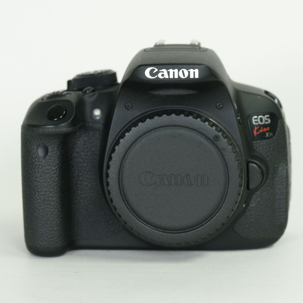 Canon EOS Kiss X7i