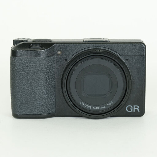 RICOH GR III