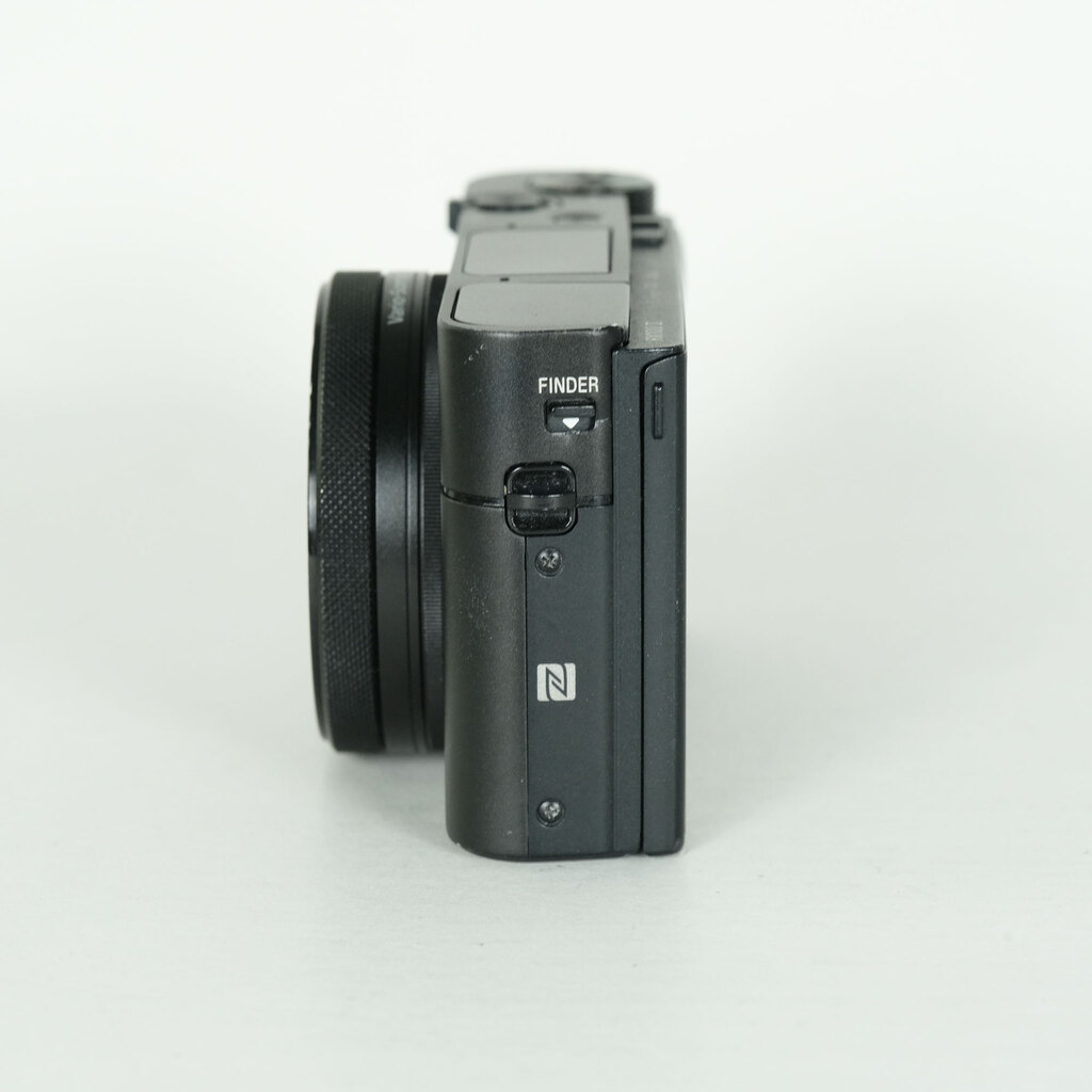 SONY Cyber-shot DSC-RX100M5
