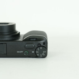 RICOH GR III