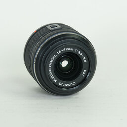 OLYMPUS M.ZUIKO DIGITAL 14-42mm F3.5-5.6IIR ブラック