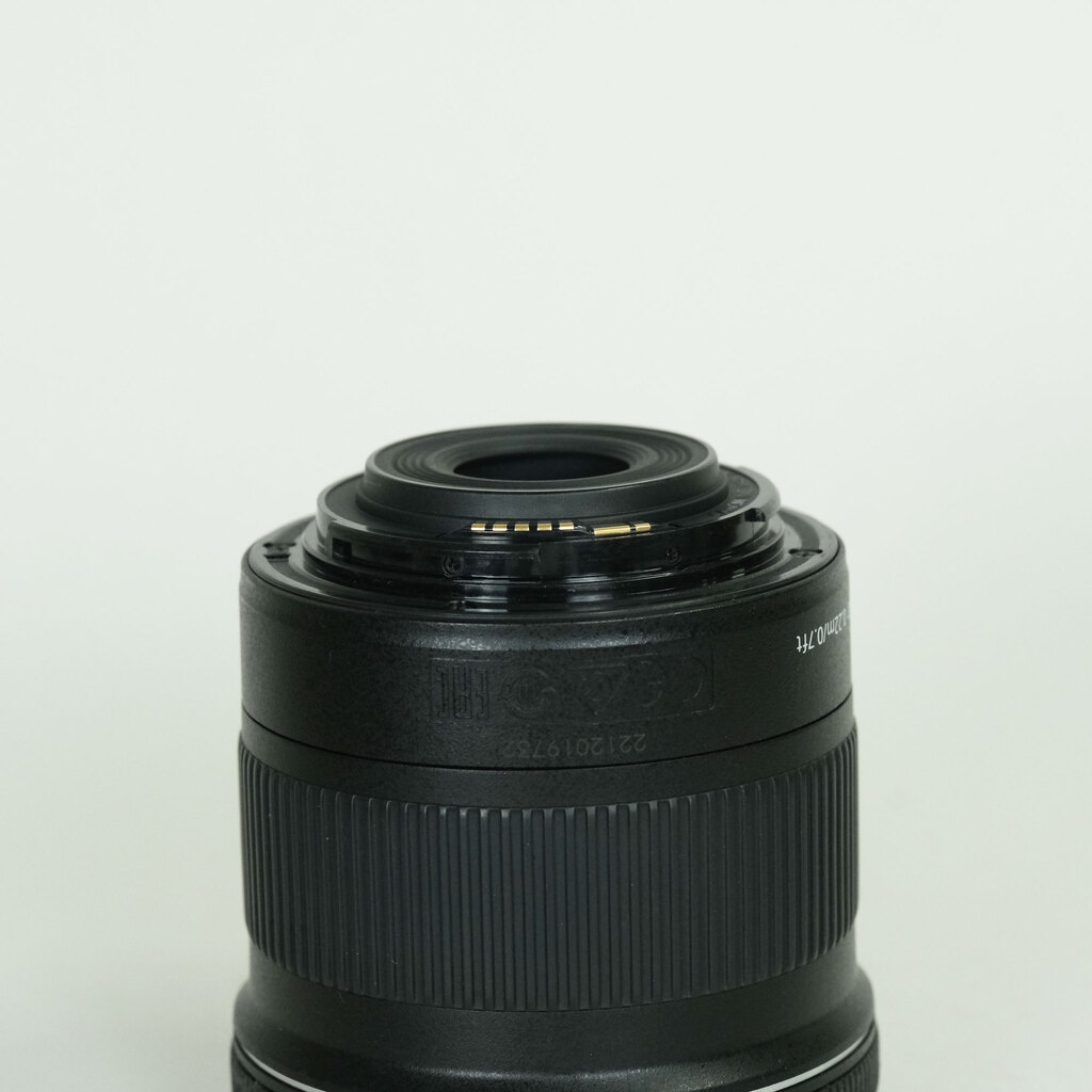 Canon EF-S10-18mm F4.5-5.6 IS STM