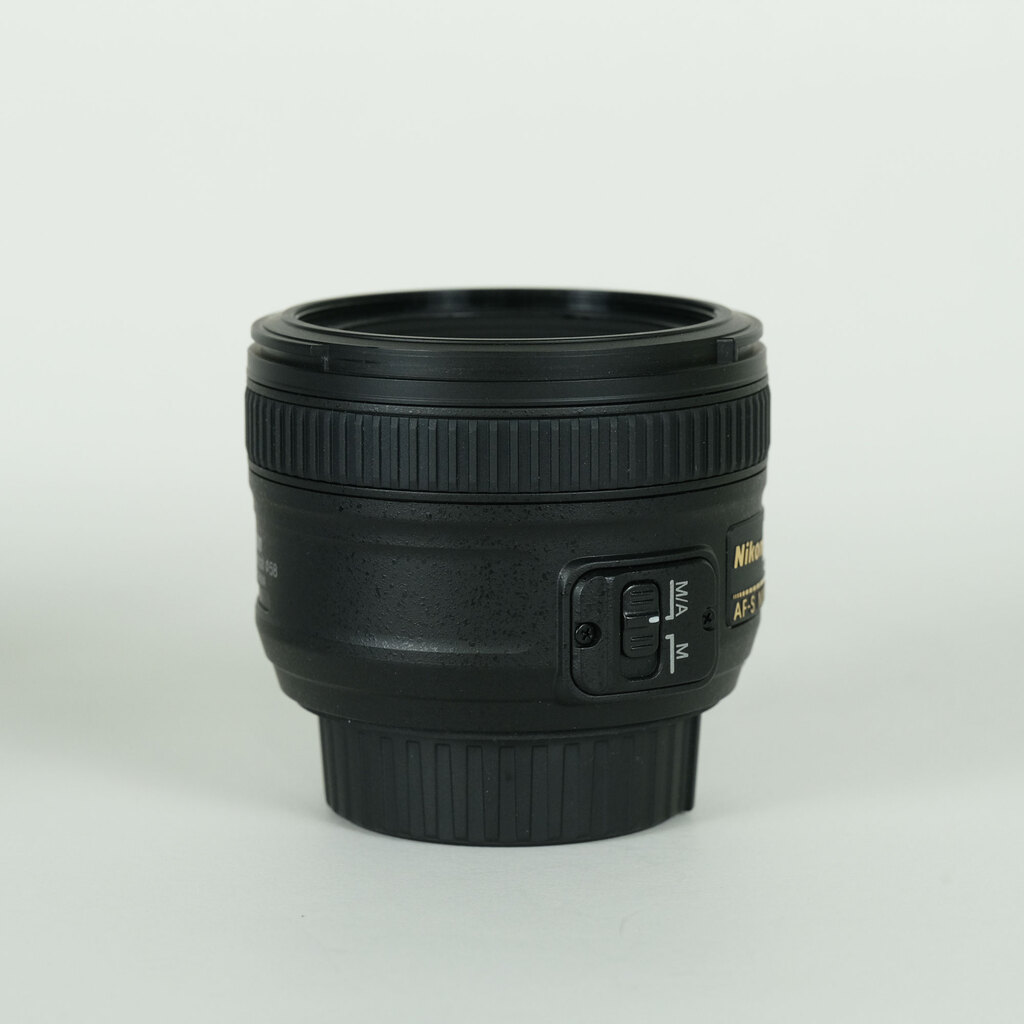 Nikon AF-S NIKKOR 50mm f/1.8Gの出品 | ONE SCENE（ワンシーン）
