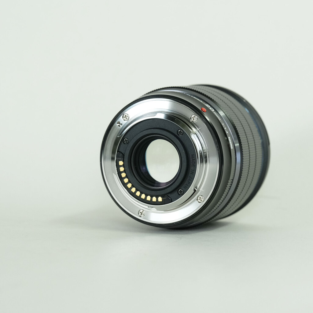 OLYMPUS M.ZUIKO DIGITAL ED 20mm F1.4 PRO OLYMPUS M.ZUIKO DIGITAL ED 20mm F1.4 PRO