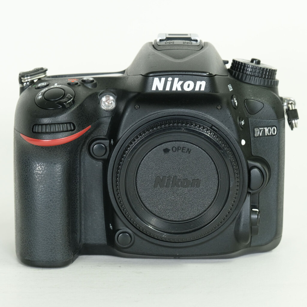 Nikon D7100