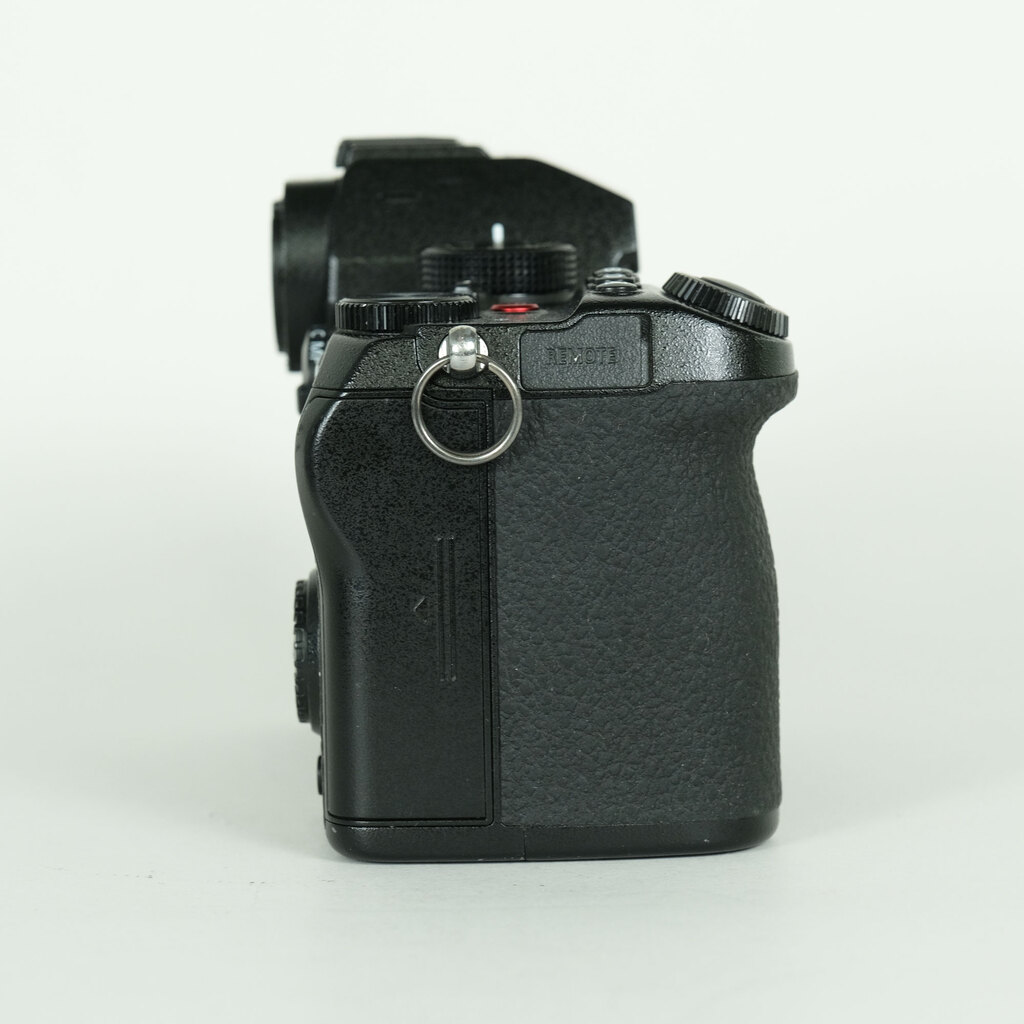 Panasonic LUMIX DC-S5 Panasonic LUMIX DC-S5