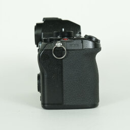 Panasonic LUMIX DC-S5 Panasonic LUMIX DC-S5