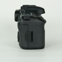 Canon EOS 7D Mark II