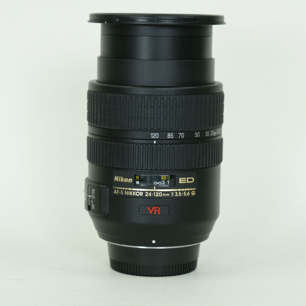 Nikon AF-S VR Zoom-Nikkor 24-120mm F3.5-5.6G IF-ED