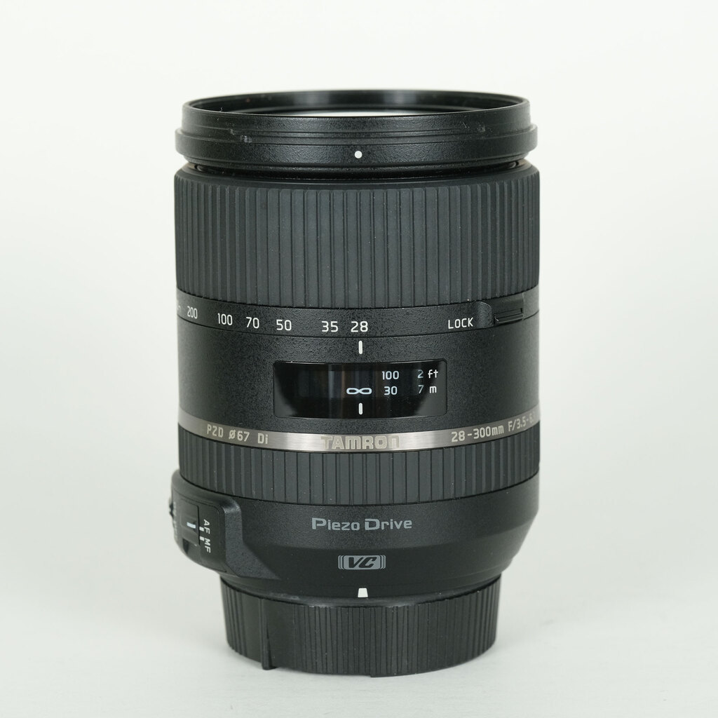 28-300mm F/3.5-6.3 Di VC PZD (Model A010) [ニコン用] 中古価格比較