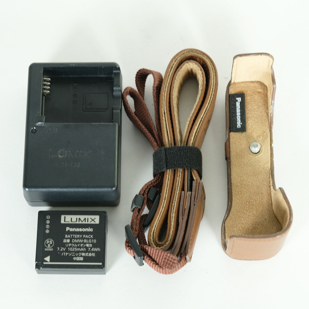 Panasonic LUMIX DMC-GF6-W ボディ ホワイト