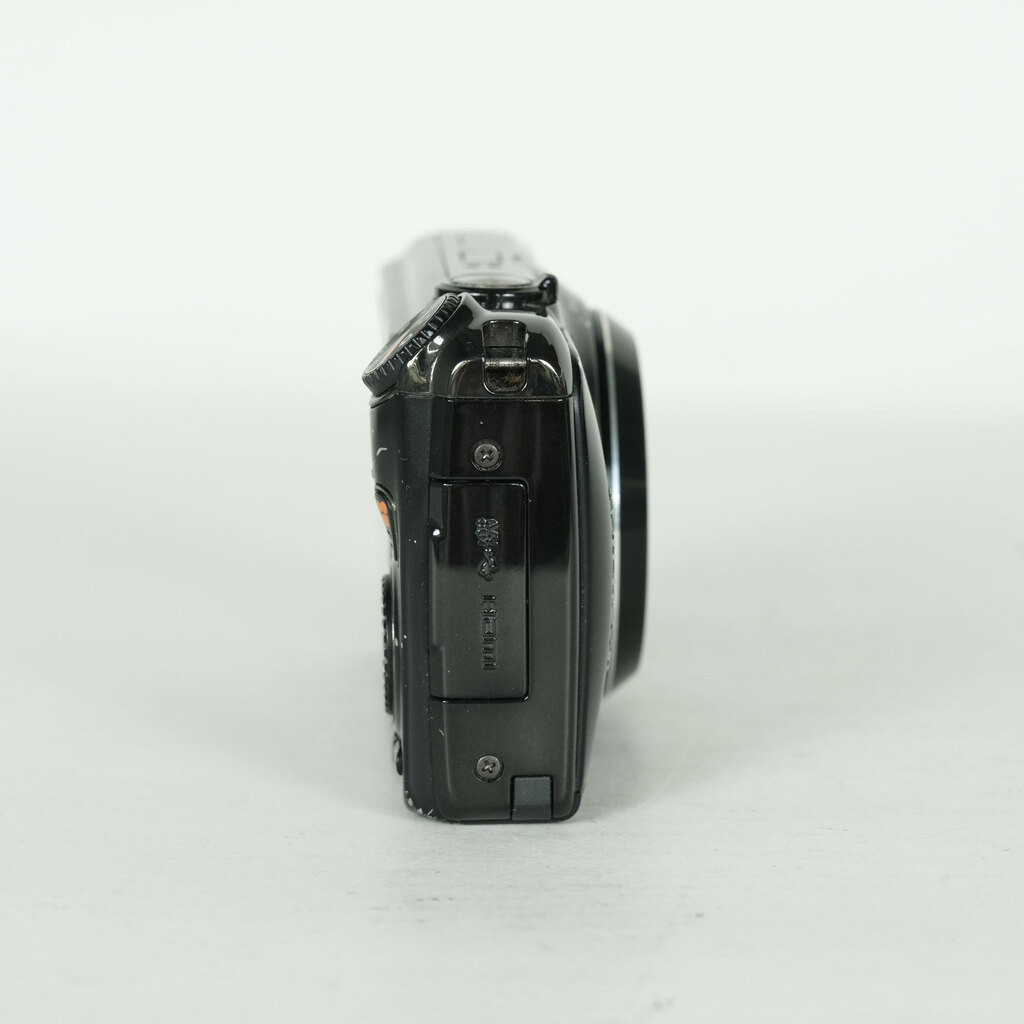 FUJIFILM FinePix F300EXR ブラックの出品 | ONE SCENE（ワンシーン）