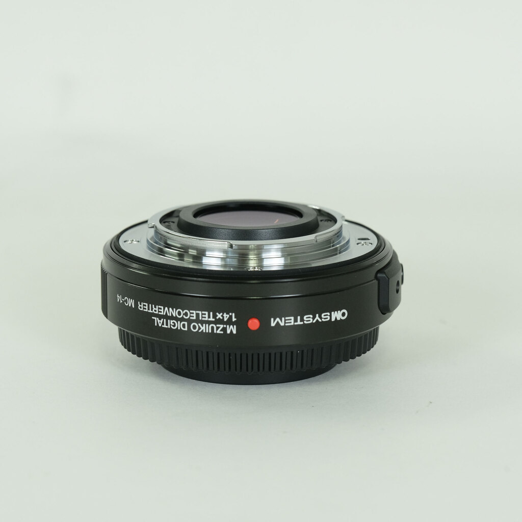 OLYMPUS M.ZUIKO DIGITAL ED 40-150mm F2.8 PROテレコンバーターキット