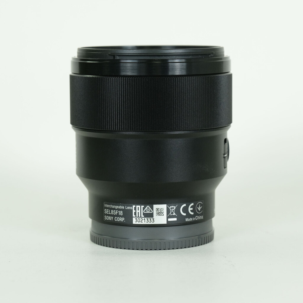 SONY FE 85mm F1.8 SEL85F18