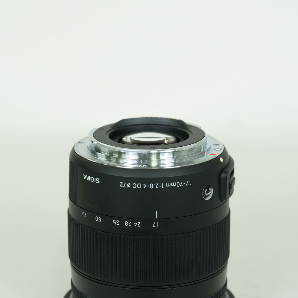 SIGMA 17-70mm F2.8-4 DC MACRO OS HSM | Contemporary [キヤノンEF用]