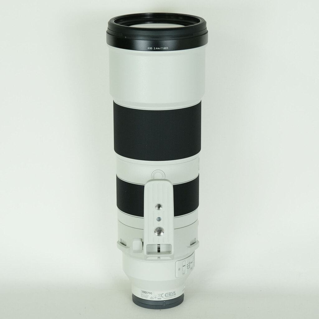 SONY FE 200-600mm F5.6-6.3 G OSS SEL200600G