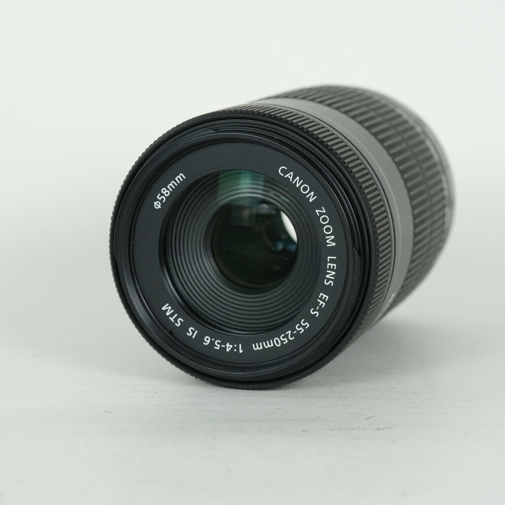 Canon EF-S55-250mm F4-5.6 IS STM