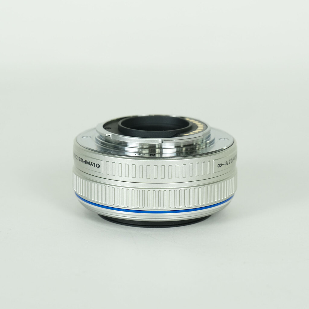 OLYMPUS M.ZUIKO DIGITAL 17mm F2.8 シルバーの出品 | ONE SCENE（ワン