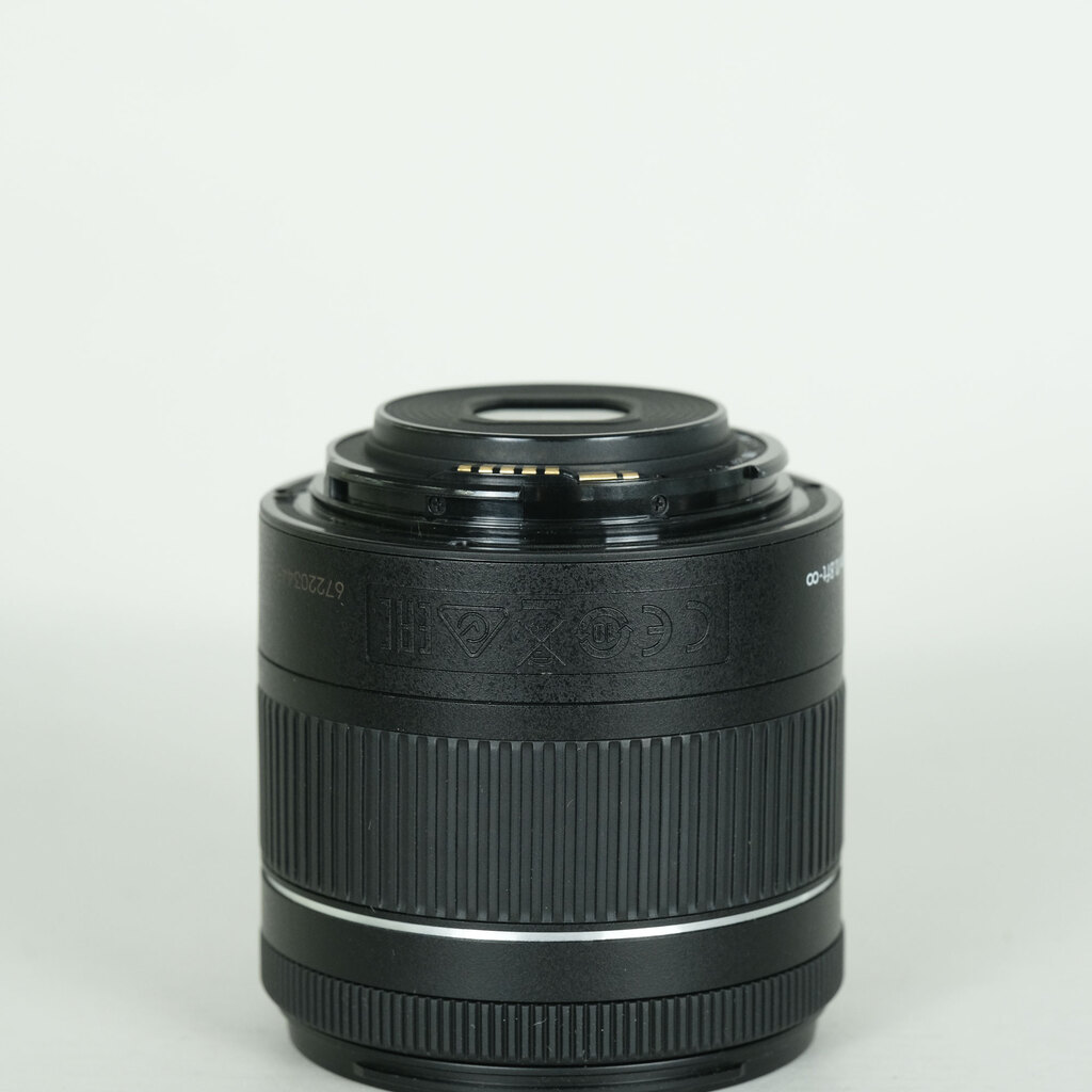 Canon EF-S18-55mm F4-5.6 IS STM