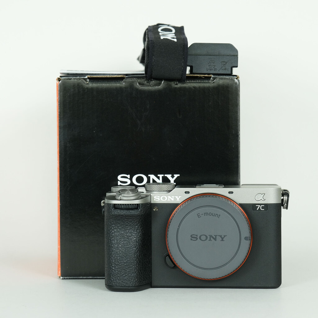 SONY α7C II(ILCE-7CM2) SONY α7C II(ILCE-7CM2)