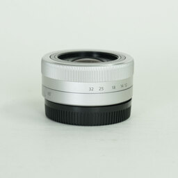 Panasonic LUMIX G VARIO 12-32mm / F3.5-5.6 ASPH. / MEGA O.I.S.