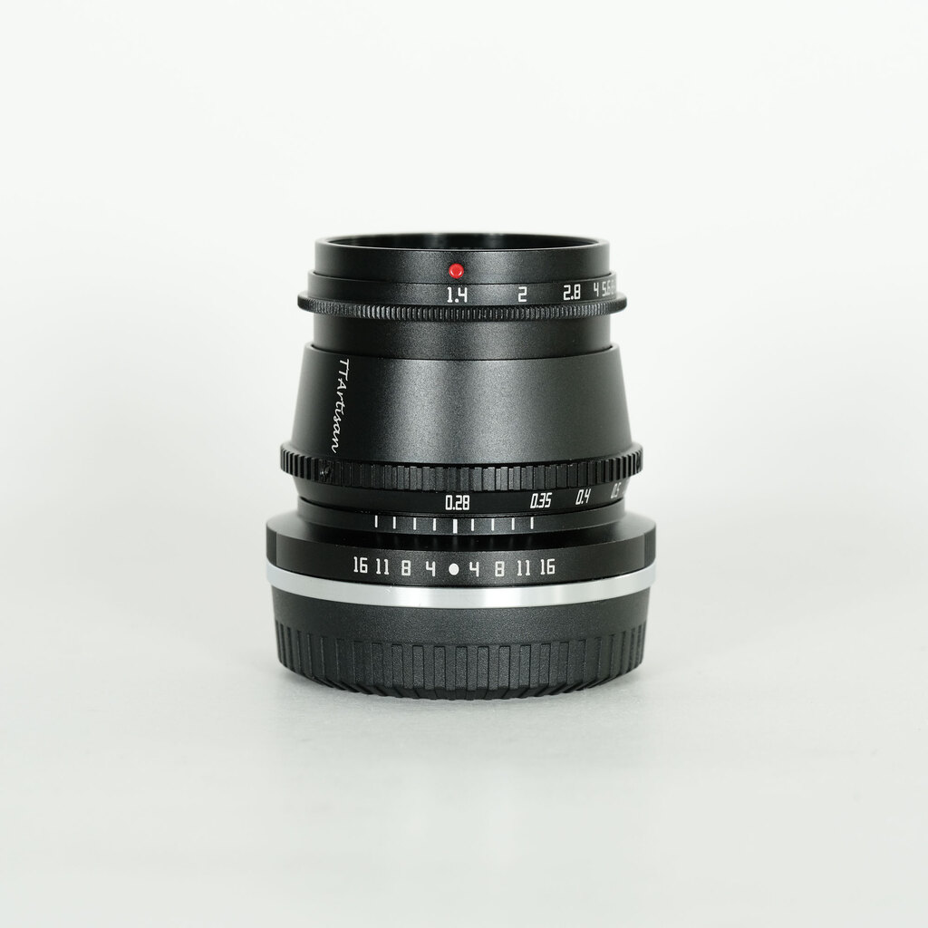 【新同】TTArtisan Tilt 35mm f/1.4 C / FUJI X Amazon.co.jp: TTArtisan Tilt 35mm F1.4 Xマウント 単焦点レンズ APS