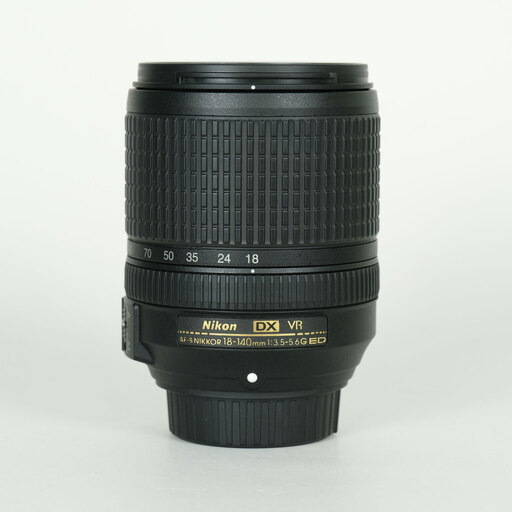 Nikon AF-S DX NIKKOR 18-140mm F3.5-5.6G ED VR Nikon AF-S DX NIKKOR 18-140mm F3.5-5.6G ED VR