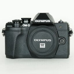 OLYMPUS OM-D E-M10 Mark III