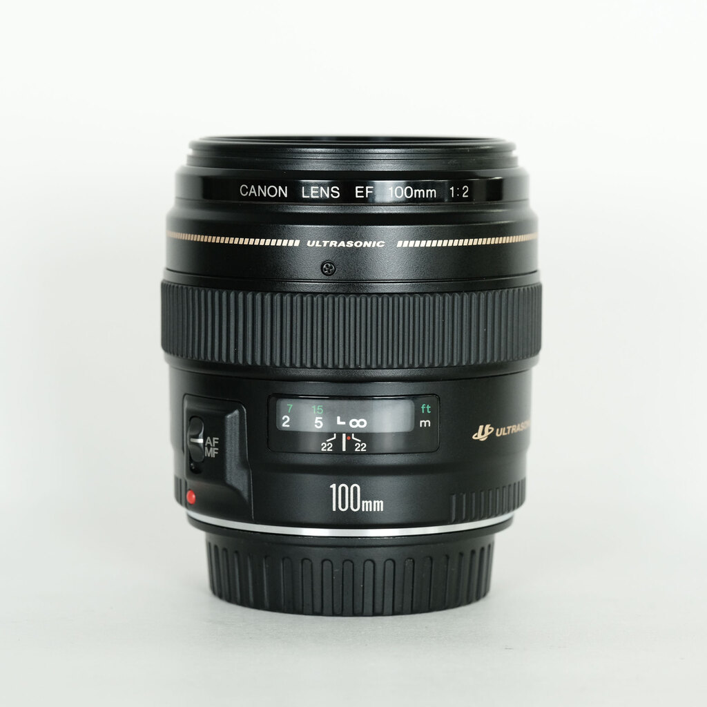 Canon EF100mm F2 USM