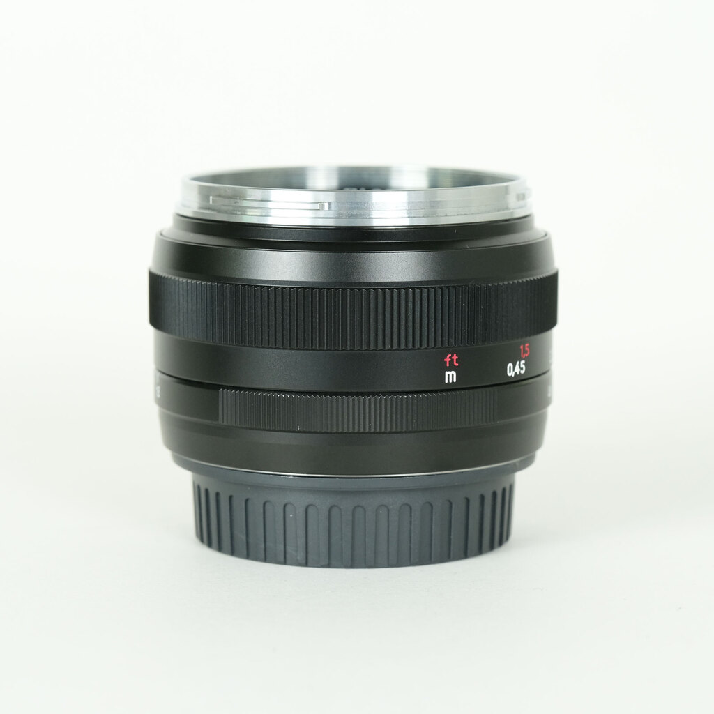 Carl Zeiss Planar T* 50mm F1.4 ZE [キヤノンEF用]