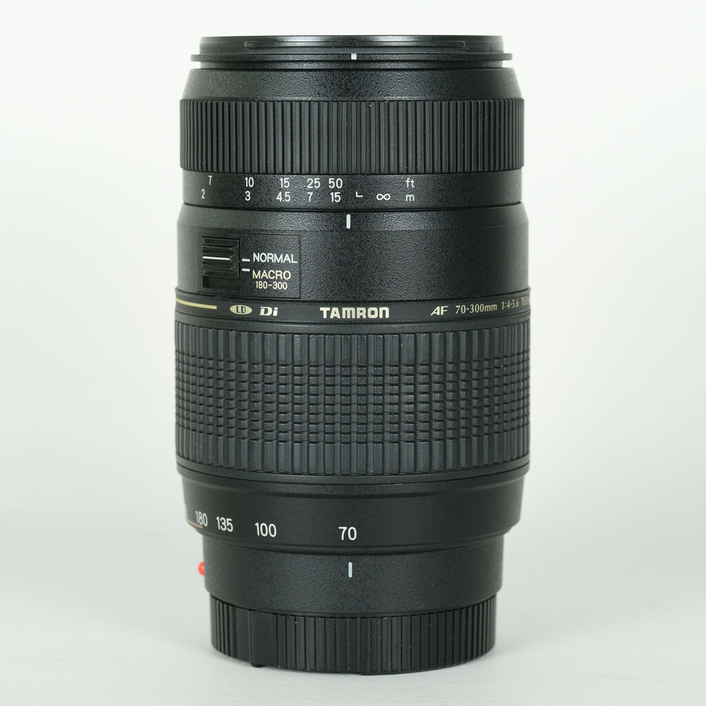 TAMRON 70-300mm F4-5.6 Di LD Macro/Model A17S(ソニーA用) TAMRON 70-300mm F4-5.6 Di LD Macro/Model A17S(ソニーA用)