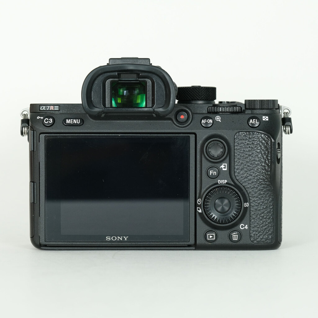 SONY α7R III(ILCE-7RM3)