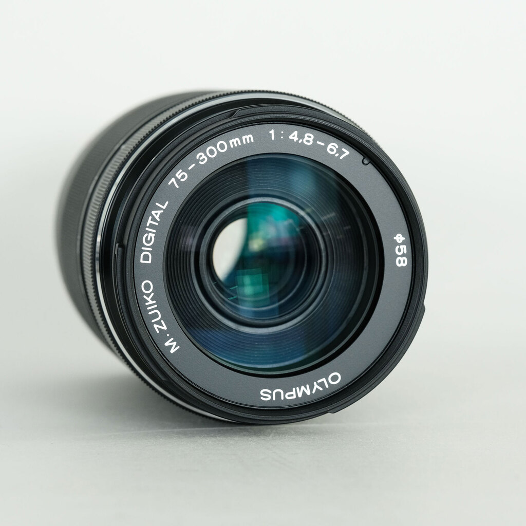 OLYMPUS M.ZUIKO DIGITAL ED 75-300mm F4.8-6.7 II