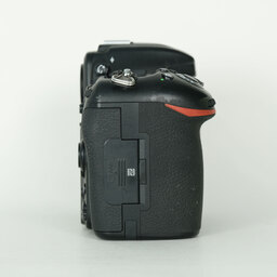 Nikon D500