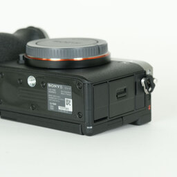 SONY α7C II（ILCE-7CM2）