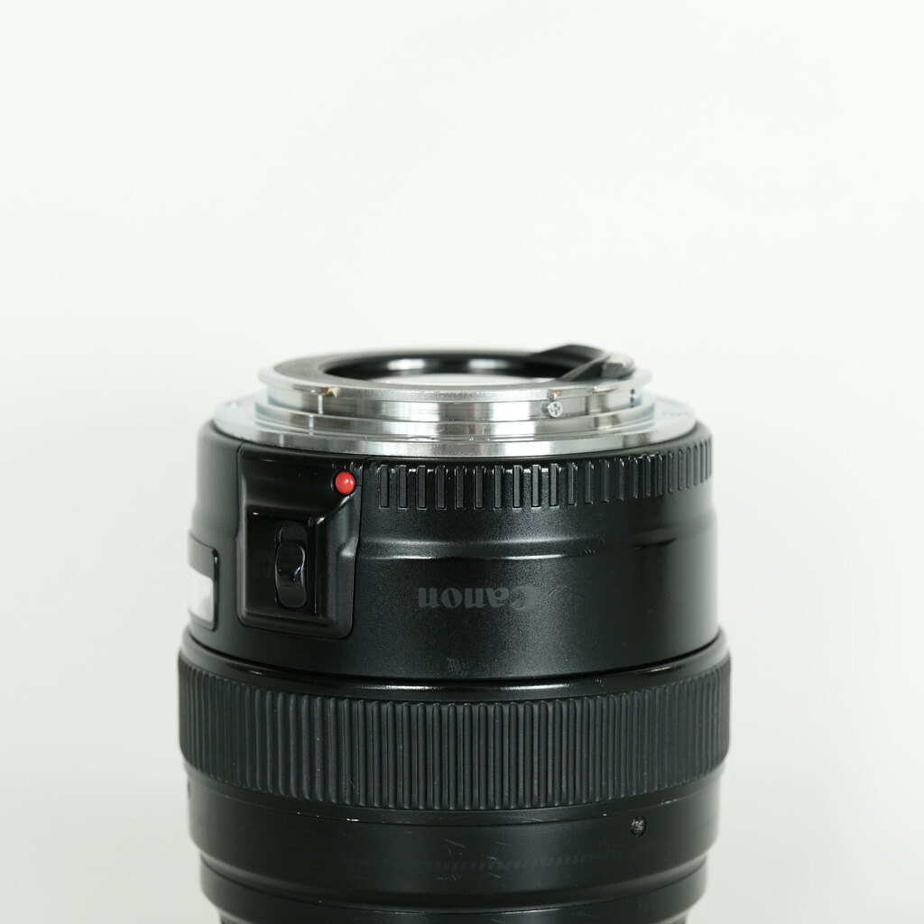 Canon EF85mm F1.8 USM