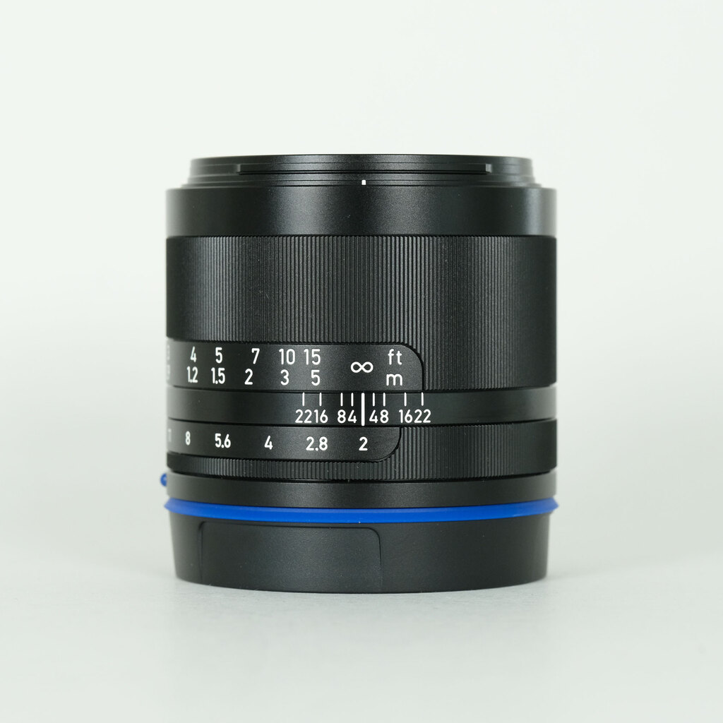 Carl Zeiss Loxia 2/50 [�\�j�[E�p]