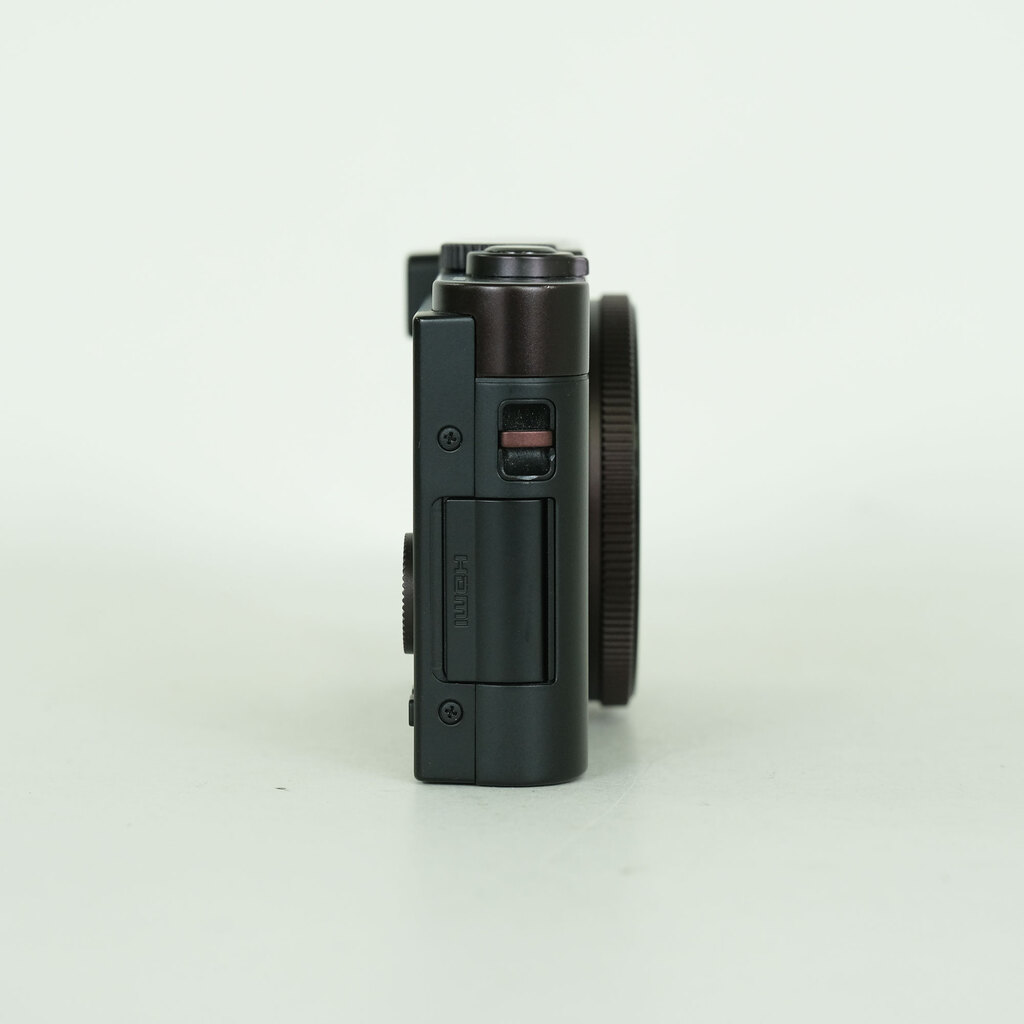 LEICA C(Typ112) ダークレッド