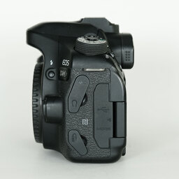 Canon EOS 80D