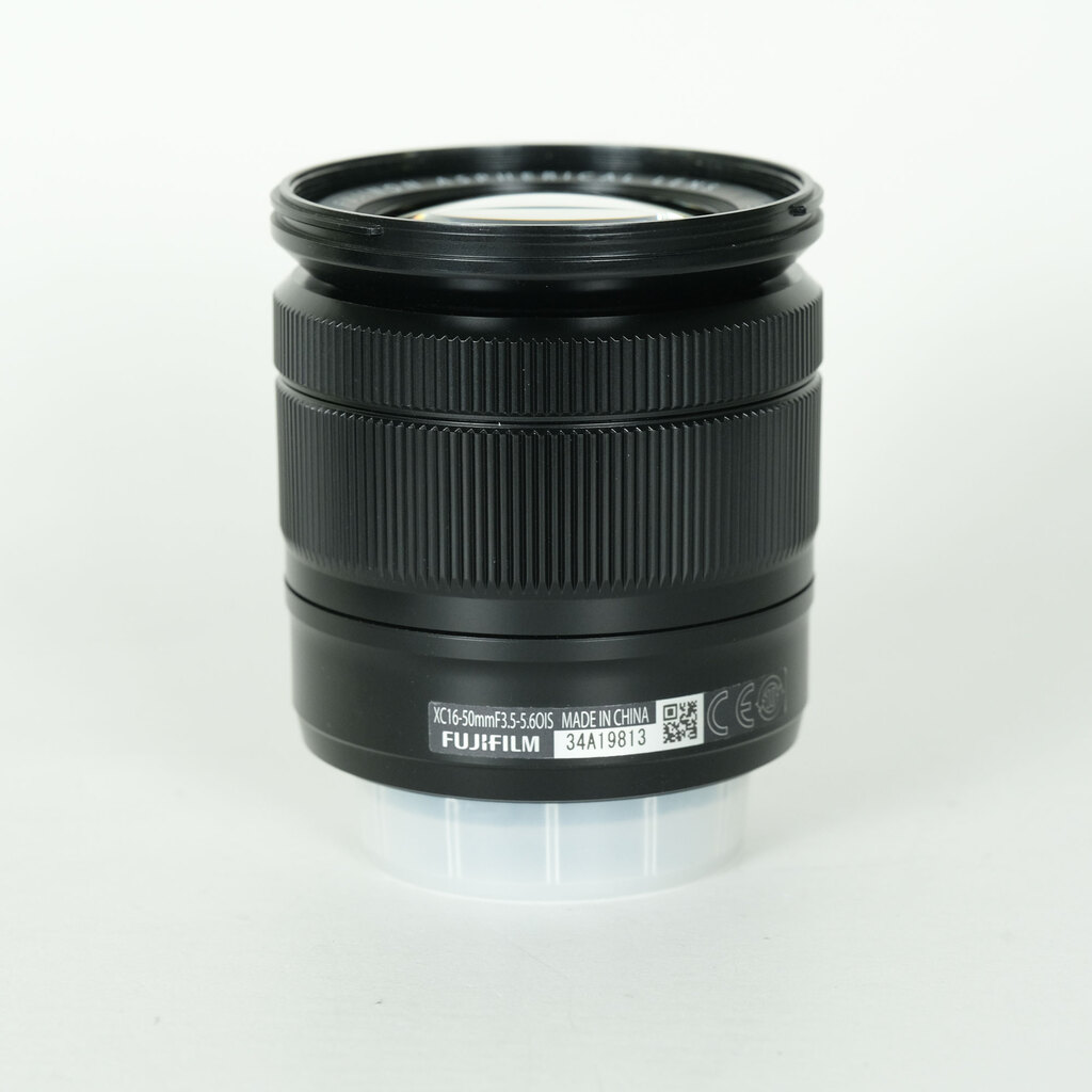 FUJIFILM �t�W�m�� XC16-50mm F3.5-5.6 OIS �u���b�N