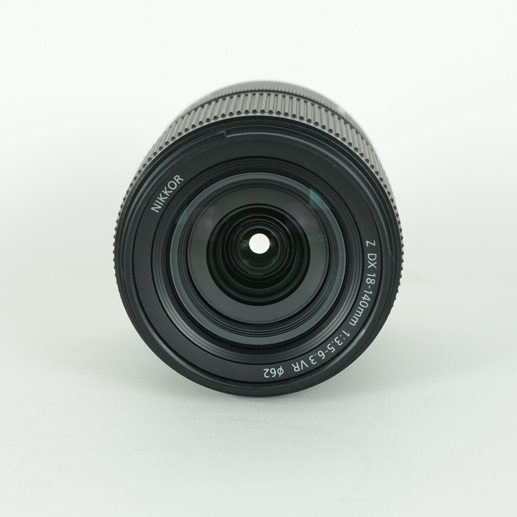 Nikon NIKKOR Z DX 18-140mm f/3.5-6.3 VR Nikon NIKKOR Z DX 18-140mm f/3.5-6.3 VR